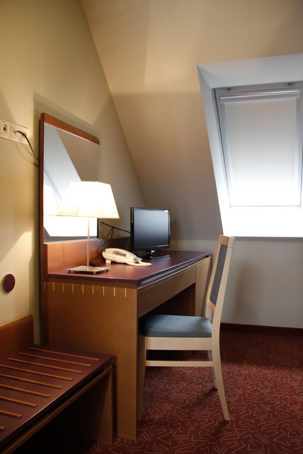 Szent Gellért Hostel Székesfehérvár Habitación foto